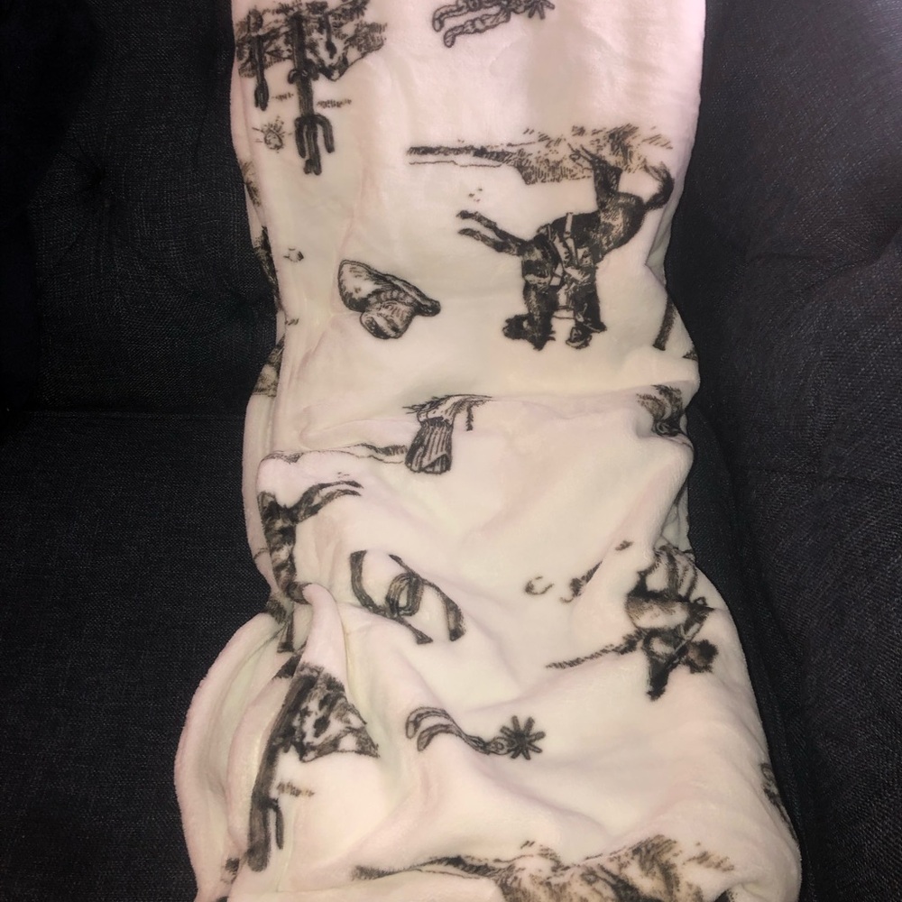 ‼️ Wrangler Western  Print Plush Throw Blanket